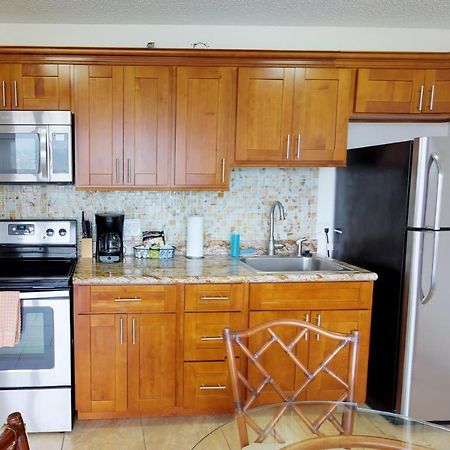 Deluxe Panoramic Mountain View Condo - 37Th Floor, Free Parking & Wifi Condo Honolulu Exterior photo