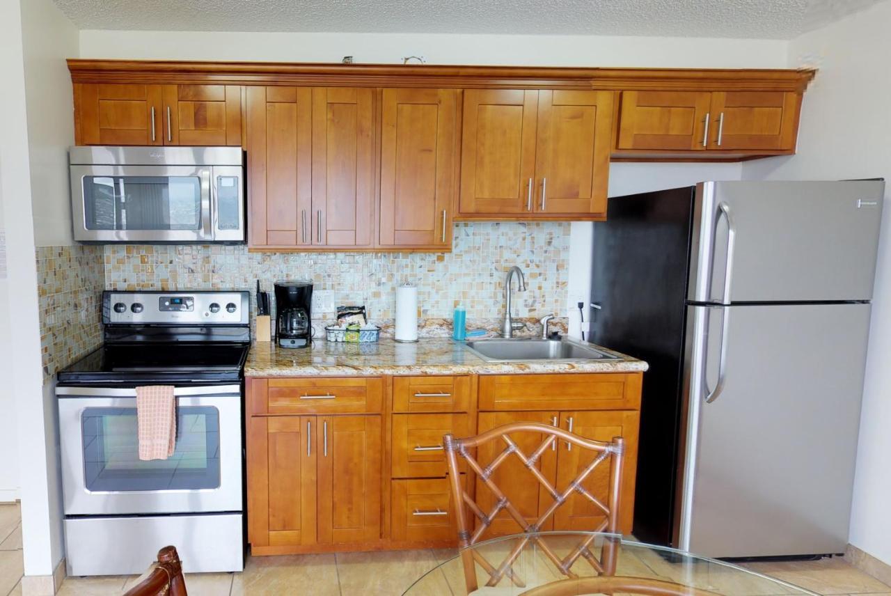 Deluxe Panoramic Mountain View Condo - 37Th Floor, Free Parking & Wifi Condo Honolulu Exterior photo